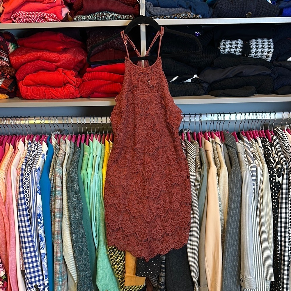 Free People burgundy lace overlay back button closure sleeveless dress size SP